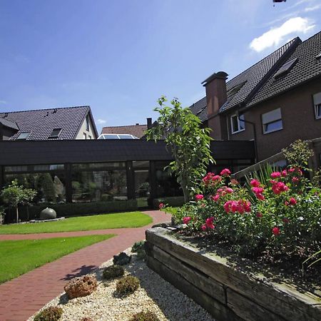 Hotel Lindenkrug Gütersloh Exterior foto